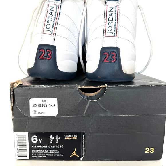 Nike Air Jordan 12 Retro BG White French Blue Metallic Silver Size 6Y - Picture 10 of 13